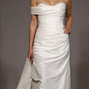 Romona Kevaza wedding dress